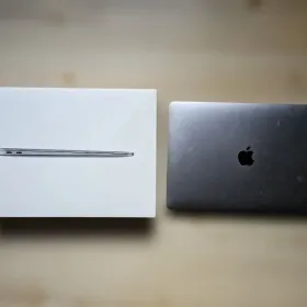 Apple MacBook Air 2020 新品¥32,999 中古¥19,202 | 新品・中古の 