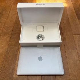Apple MacBook Air A2337 シルバー