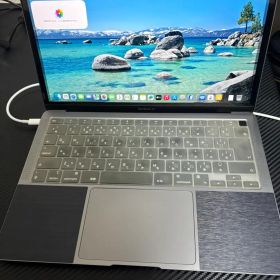 MacBookAir 2020 13.3インチM1 8GB 256GB