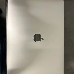 Apple MacBook Air (M1, 2020)