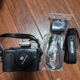 OLYMPUS PEN E-PL7 ミラーレス一眼 本体