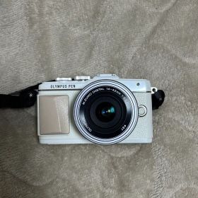 OLYMPUS PEN Lite E-PL7