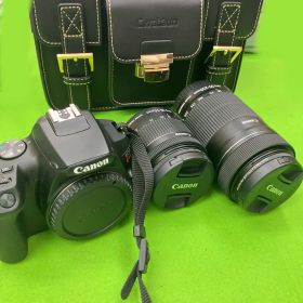 ⚠️充電器取り寄せ中【Canon】EOS Kiss X10 ダブルズームキット