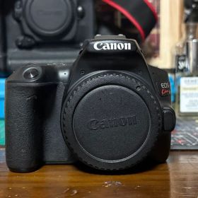 Canon EOS Kiss X10 デジタル一眼レフカメラ