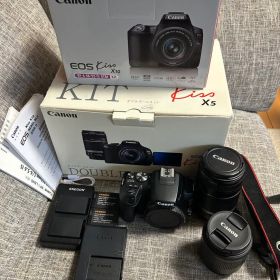 Canon EOS Kiss X10ボディ＋X5 ダブルレンズキット（レンズ）