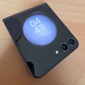 Samsung Galaxy Z Flip5 512GB 本体