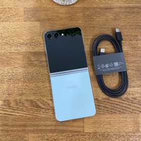 Galaxy Z Flip5 256GB ミント 国内版SIMフリー 送料無料