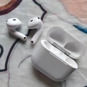 AirPods 4 ANC アクティブノイズキャンセリング機能搭載