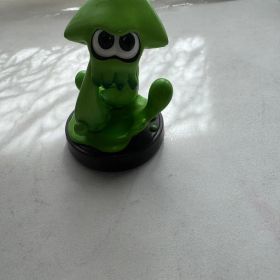 amibo スプラトゥーン 緑 グリーン イカ フィギュア