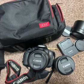 Canon EOS Kiss X7i デジタル一眼レフ バック付き
