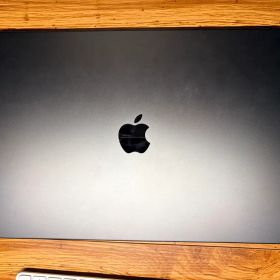 【美品】MacBook Pro 16インチ M3 Max 64GB ブラック