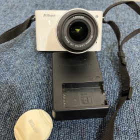 【ジャンク品】Nikon 1 J1 カメラ