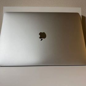 MacBook Pro 15インチ 2016 i7/16GB/256GB