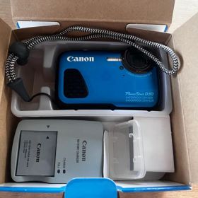 Canon PowerShot D30 デジタルカメラ