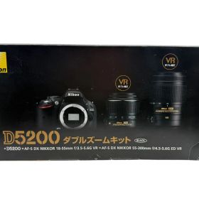 Nikon ニコン D5200 ダブルズームキット 一眼レフカメラ