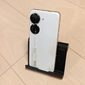 ASUS Zenfone10 ホワイト