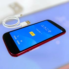 極美品✨docomo F-52B らくらくスマートフォンSIMフリー 赤