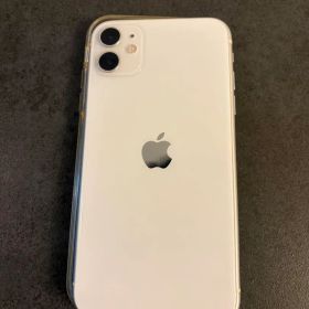 Apple iPhone 11 ホワイト 本体 SIMフリー