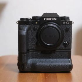 FUJIFILM X-T4