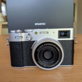 【シャッター枚数：9500枚】Fujifilm X100v