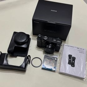 FUJIFILM x100v