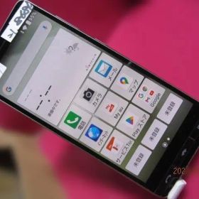 KYOCERA KYV47 BASIO 3 os:11 初期化済 8686