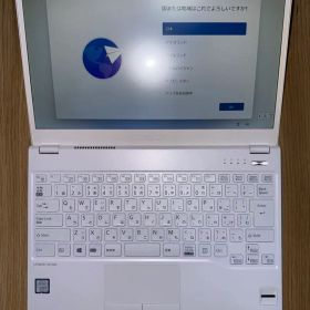 Fujitsu LIFEBOOK UH75/B3 ホワイト 2018年製