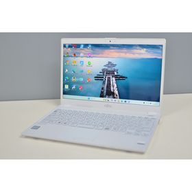 富士通 UH90/B3 i7-8550U/メモリ8GB/SSD256GB(ノートPC)