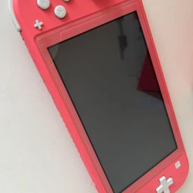 ニンテンドースイッチライト(ピンク)