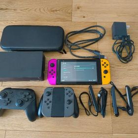 Nintendo Switch 本体、ジョイコン、プロコン、ケース、全て純正