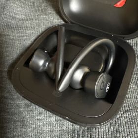 POWERBEATS PRO FRGMTコラボ