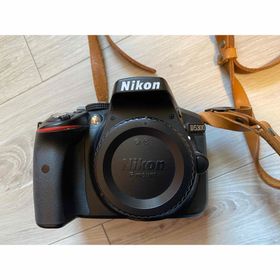 ニコン(Nikon)のNikon D5300 ボディ【動作確認済・本革製ストラップ付・修理歴あり】(デジタル一眼)