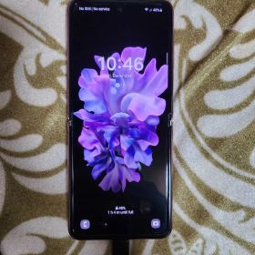 Samsung Galaxy Z Flip 5G SM-707U 新品画面