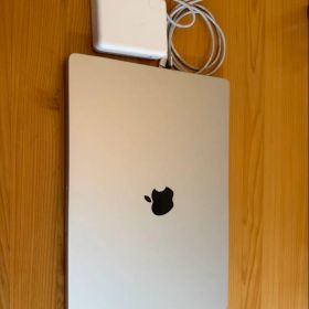 【極美品】MacBook Pro 16インチ M1 Max／32GB／1TB
