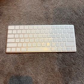 Apple Magic Keyboard ワイヤレス ホワイト USキーボード