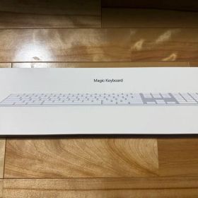 Magic Keyboard ホワイト USB-Cケーブル付き