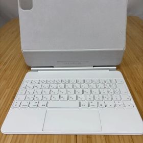 Apple純正 Magic Keyboard（Air4,5・Pro11対応）