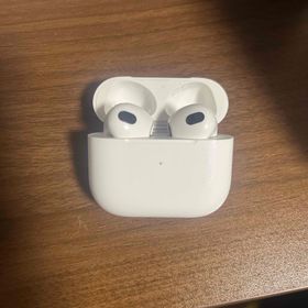 アップル(Apple)のAirPods 第3世代(ヘッドフォン/イヤフォン)