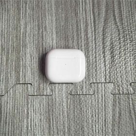 アップル(Apple)のAirPods 第三世代 本体 箱付き(ヘッドフォン/イヤフォン)