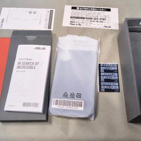 ASUS ZenFone9 レッド 8GB 128GB SIMフリー 付属品完備