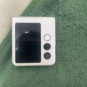 ジャンク ZTE nubia Flip 2 Y!mobile ホワイト