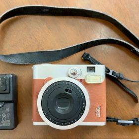 FUJIFILM INSTAX MINI 90 ネオクラシック 美品
