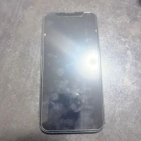 Apple iPhone 13 本体