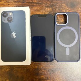 Apple iPhone 13 ミッドナイト 本体とケース付き