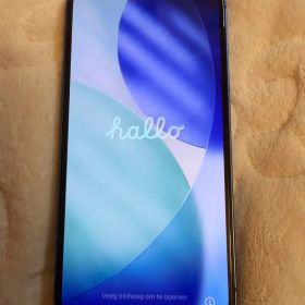 【充電器付き】iPhone13 128GB本体