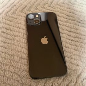 Apple iPhone 13 ブラック 本体 箱付き