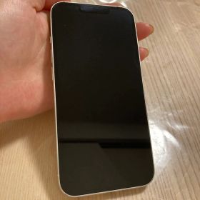 Apple iPhone 13 128GB スターライト ⚠️ 早いもの勝ち⚠️