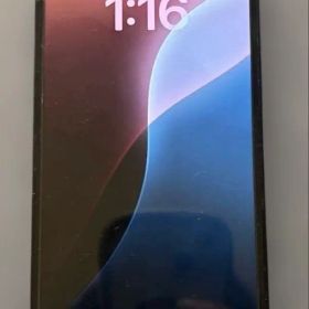 magsafeで充電要 iPhone13 SIMフリー