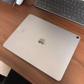 iPad Air M2 13インチ 128GB スペースグレーWIFI保証期間内