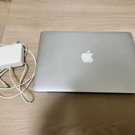 MacBook Pro 13インチ Early 2015 /充電器あり